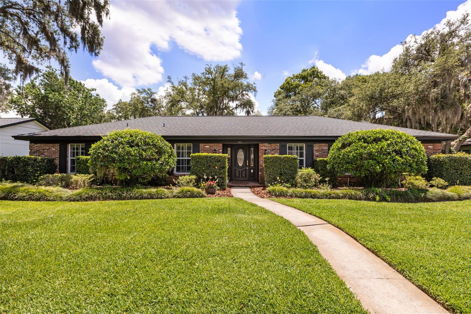 Single Family Residence em ALTAMONTE SPRINGS, FL - Daniel Dourado
