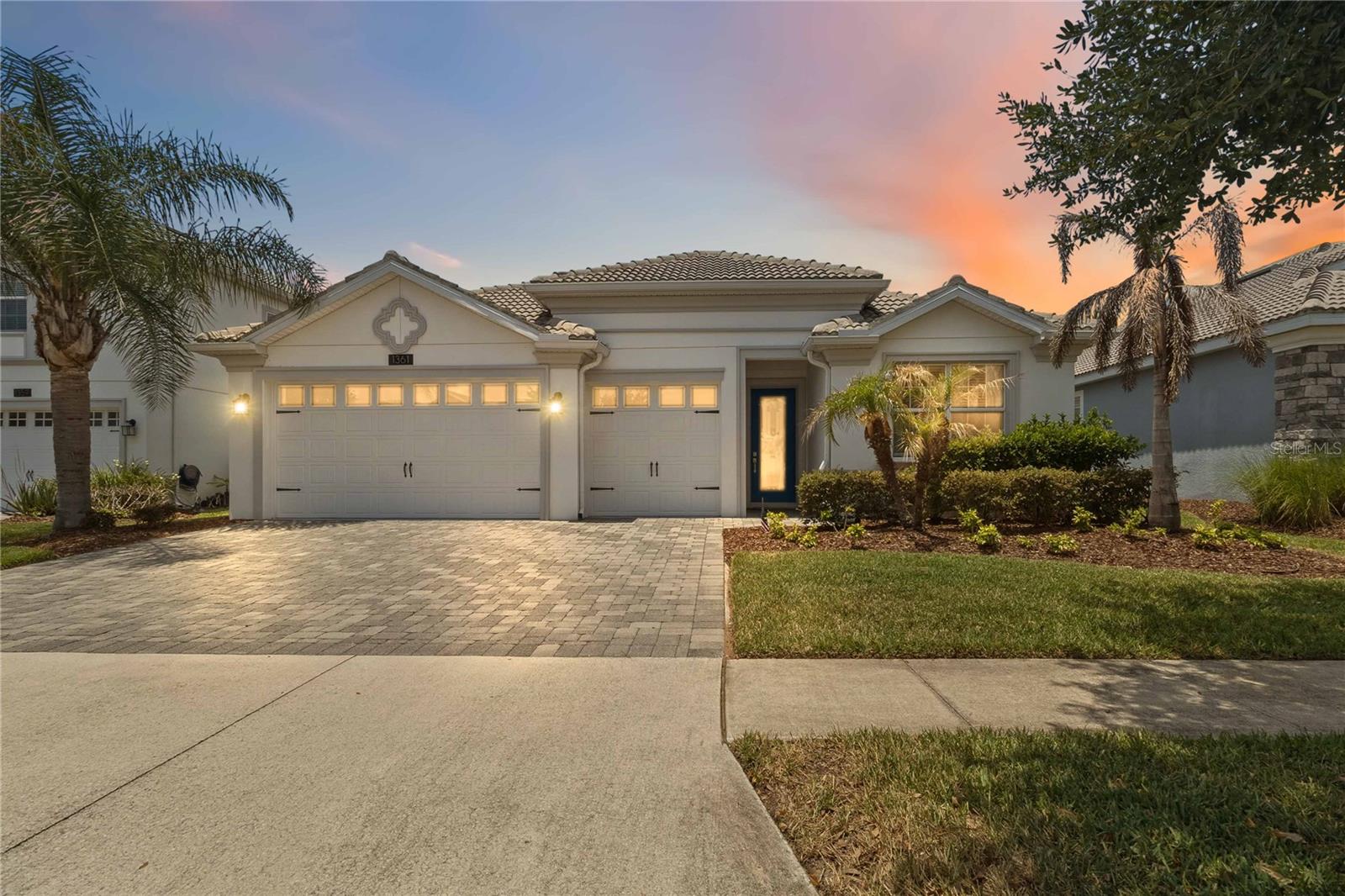 Single Family Residence in CHAMPIONS GATE, FL - Daniel Dourado