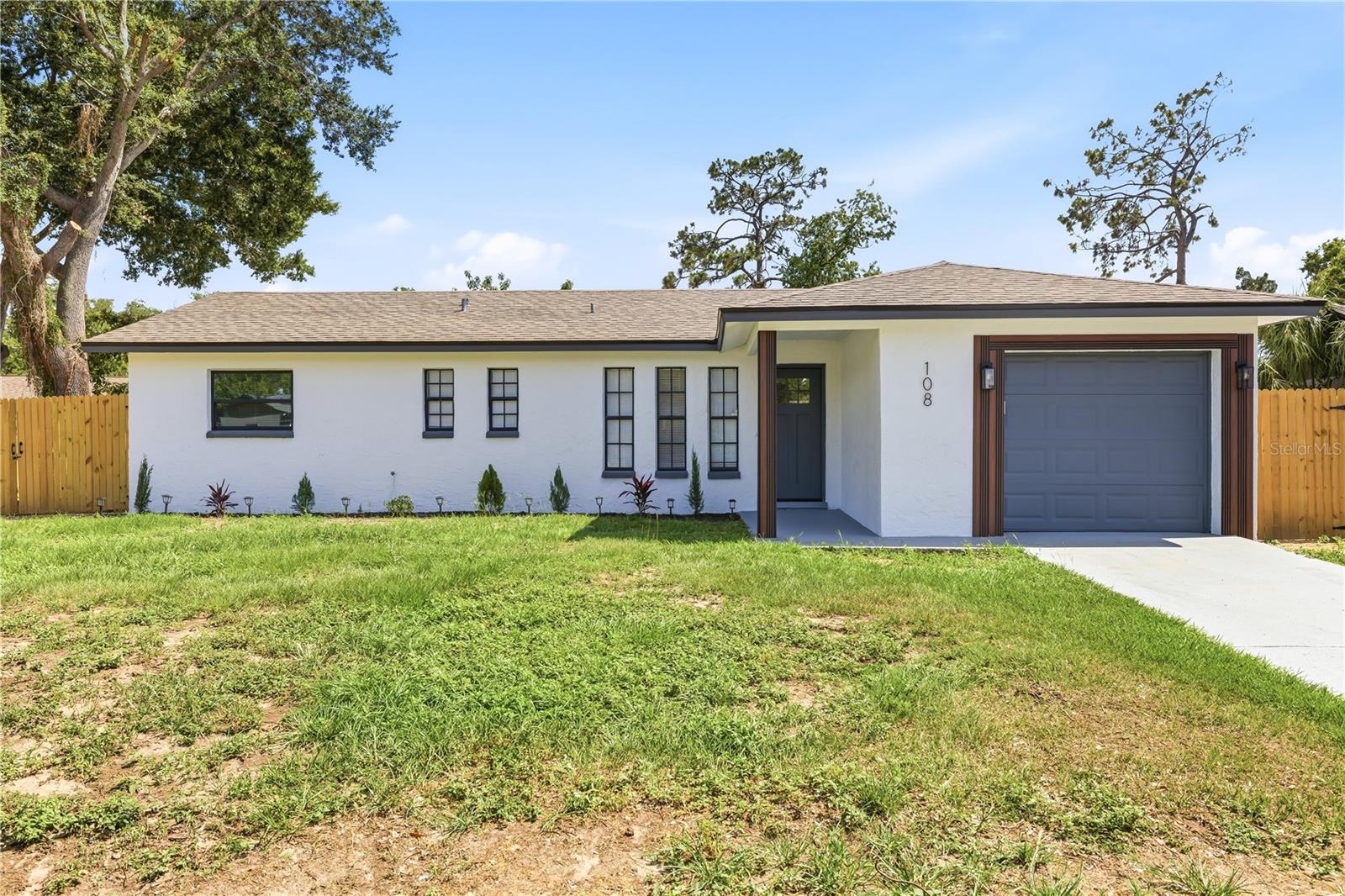 Single Family Residence em BRANDON, FL - Daniel Dourado