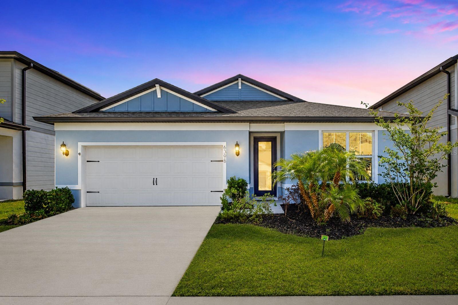 Single Family Residence in ZEPHYRHILLS, FL - Daniel Dourado