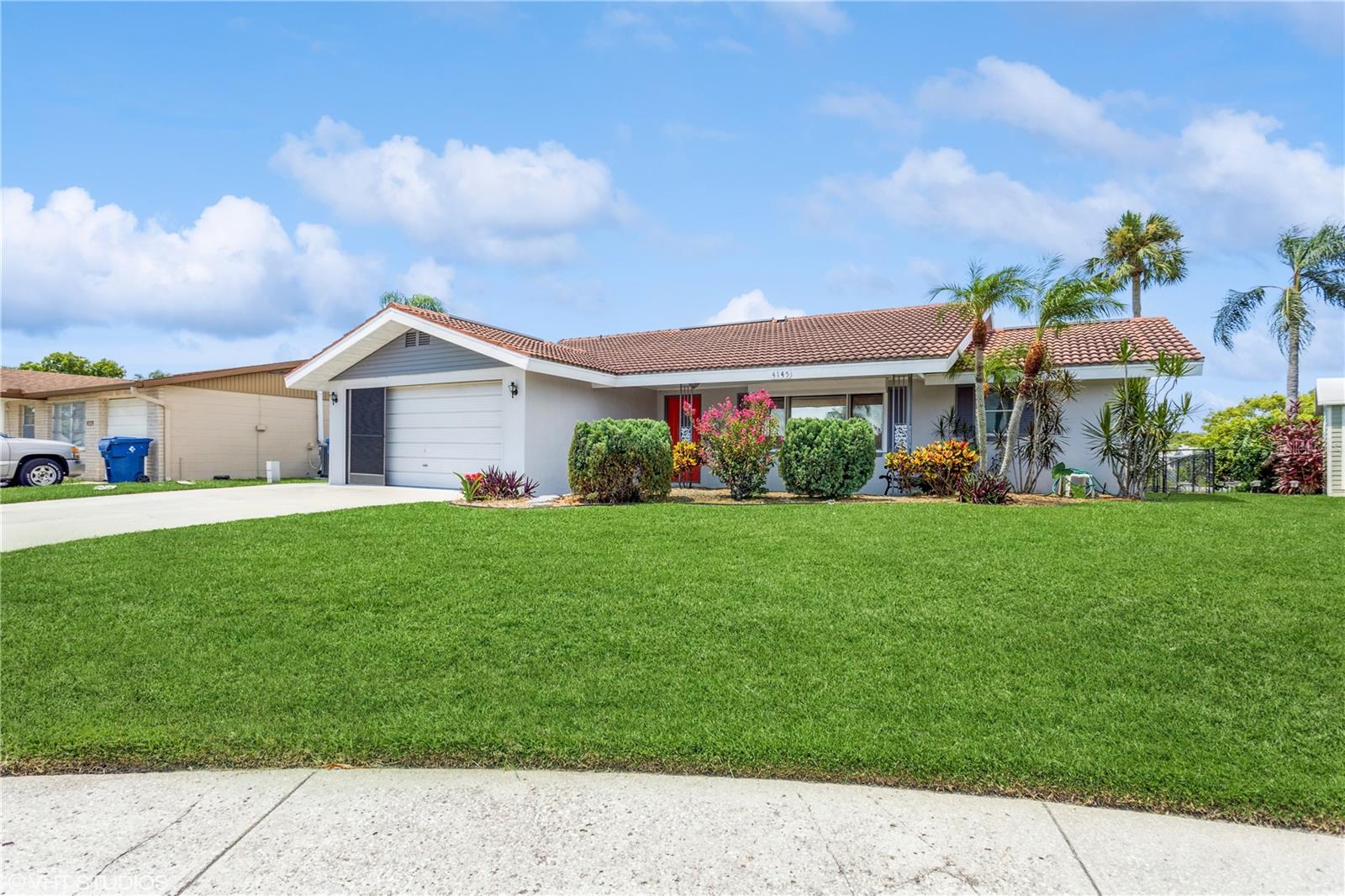 Single Family Residence in HOLIDAY, FL - Daniel Dourado