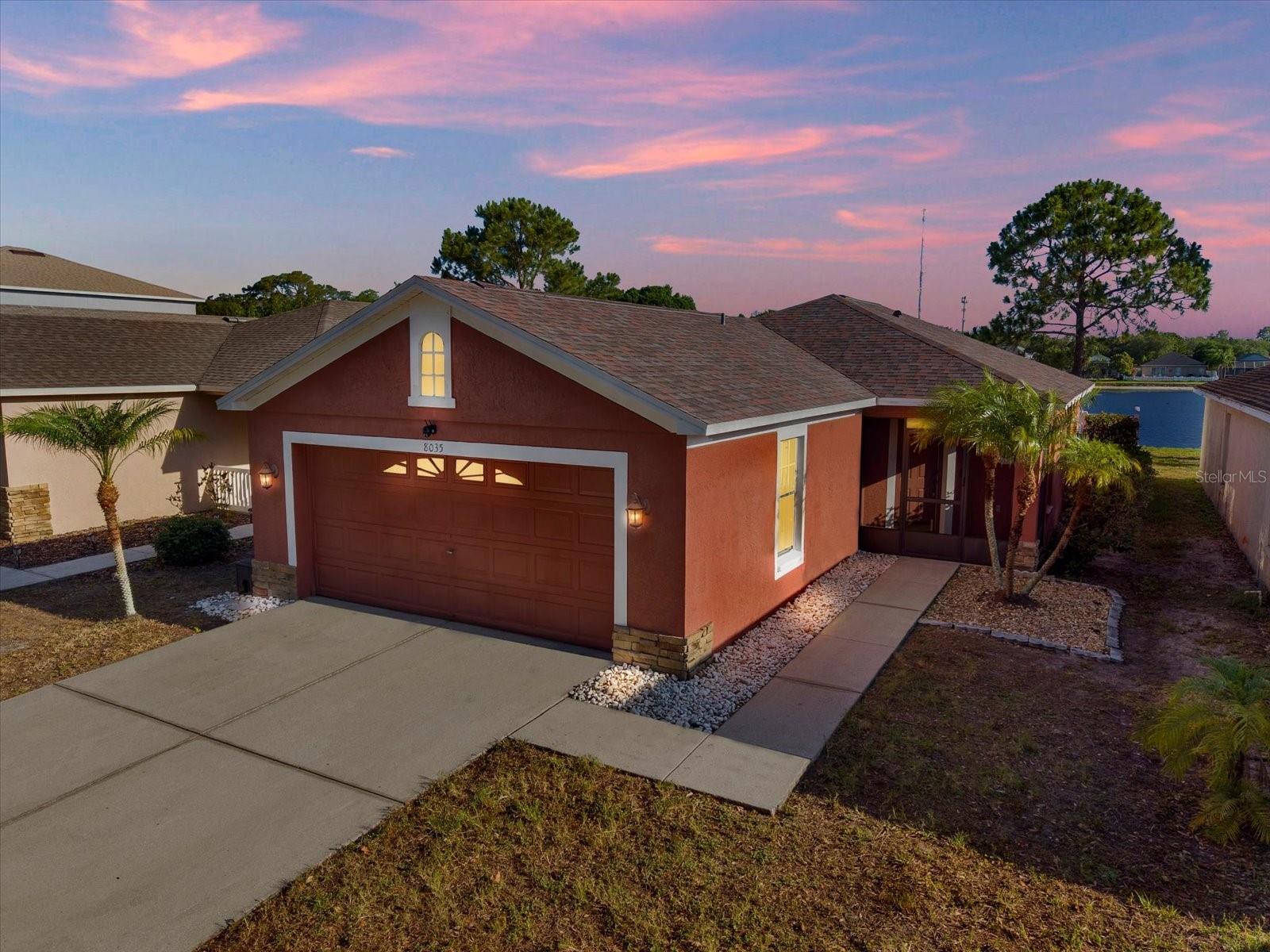 Single Family Residence in TAMPA, FL - Daniel Dourado