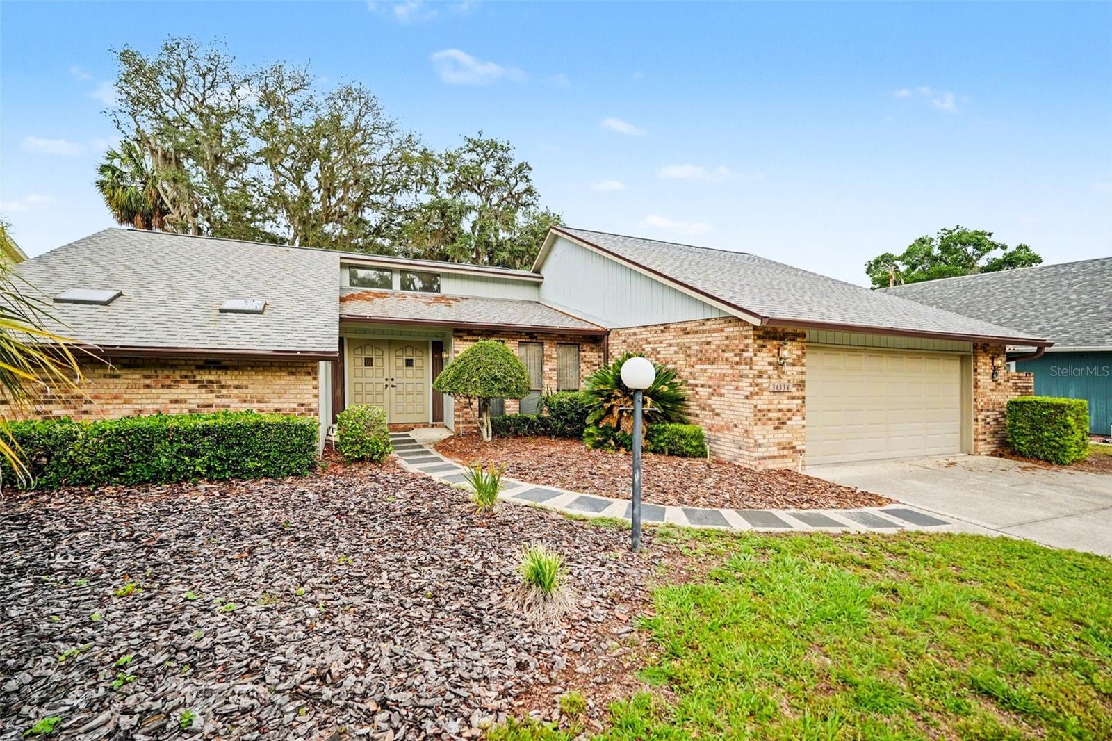 Single Family Residence in DADE CITY, FL - Daniel Dourado