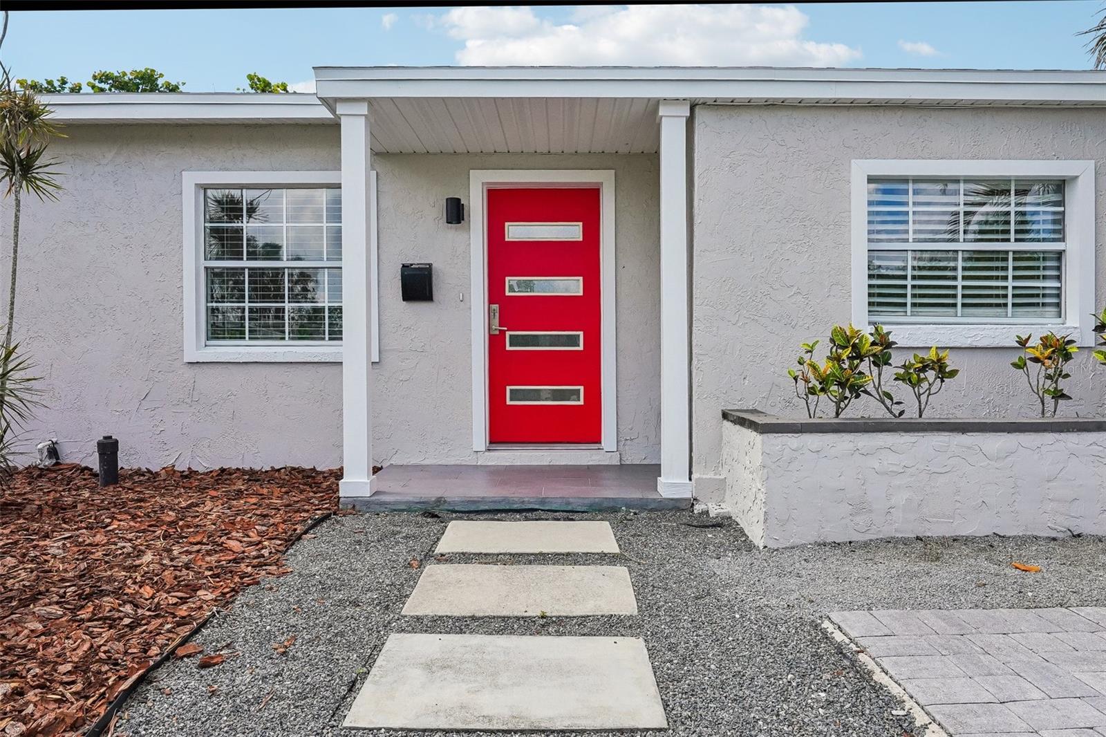 Single Family Residence em ST PETERSBURG, FL - Daniel Dourado