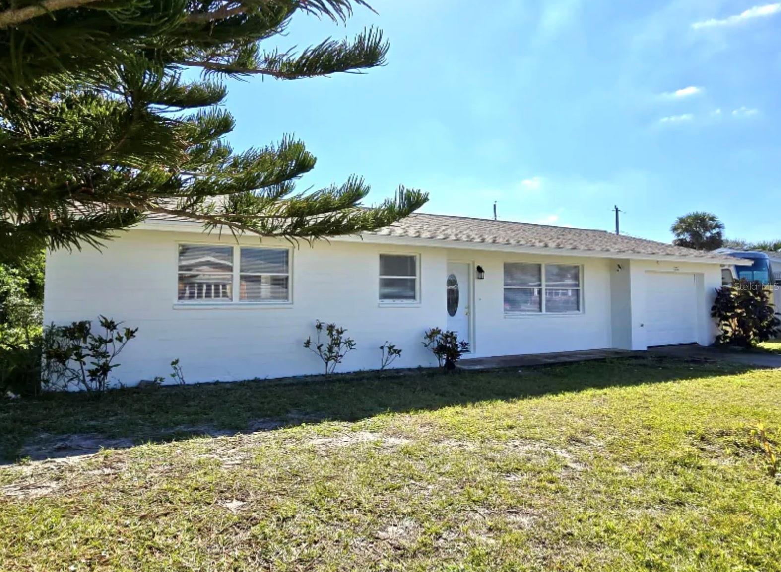 Single Family Residence em ORMOND BEACH, FL - Daniel Dourado