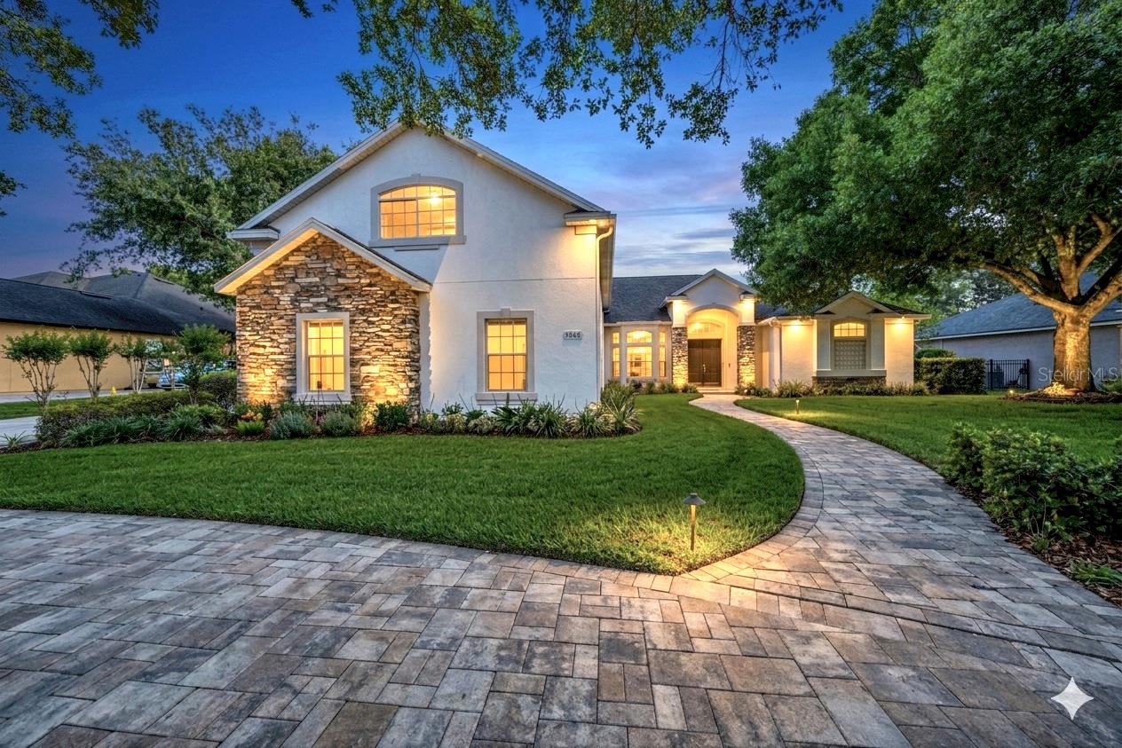 Single Family Residence in WINDERMERE, FL - Daniel Dourado