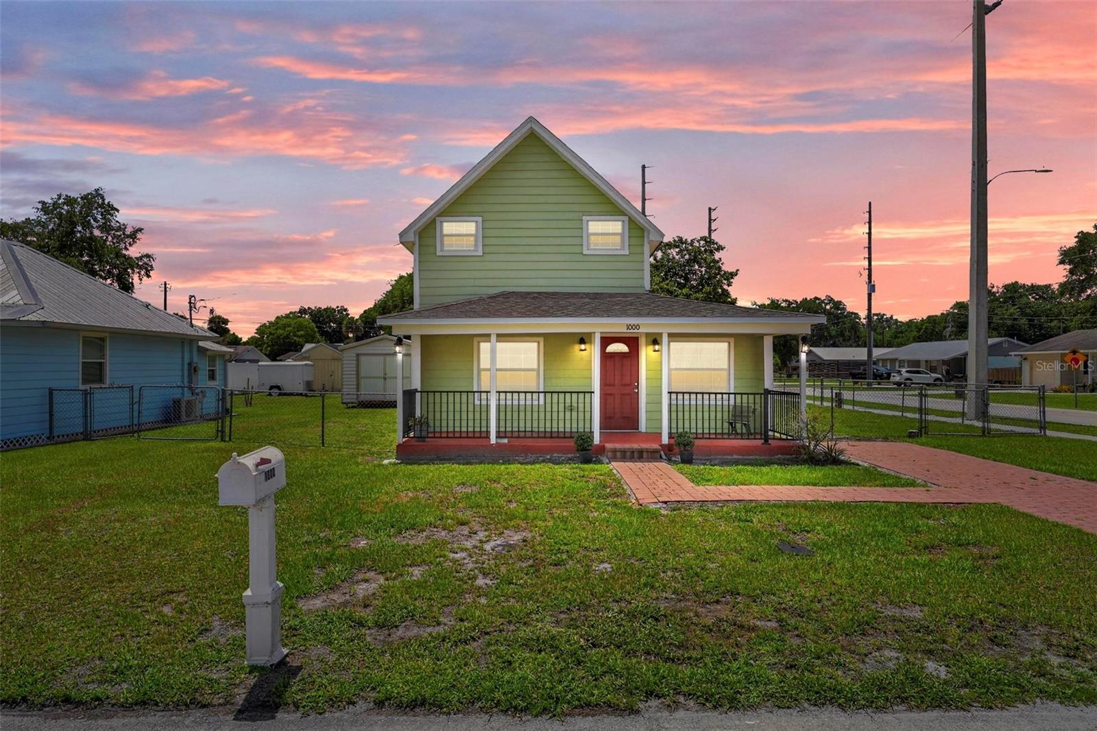Single Family Residence in ST CLOUD, FL - Daniel Dourado