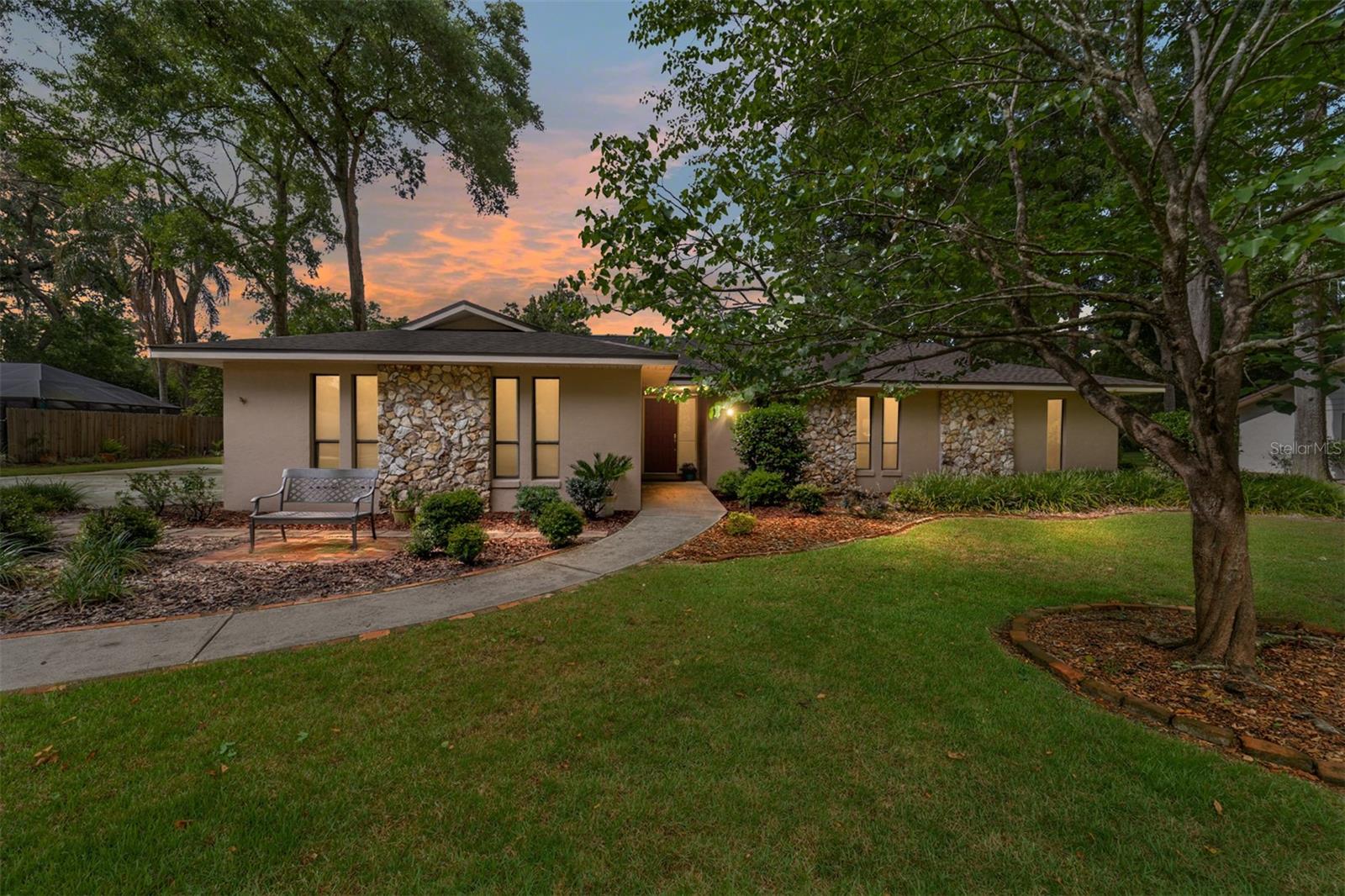 Single Family Residence in OCALA, FL - Daniel Dourado
