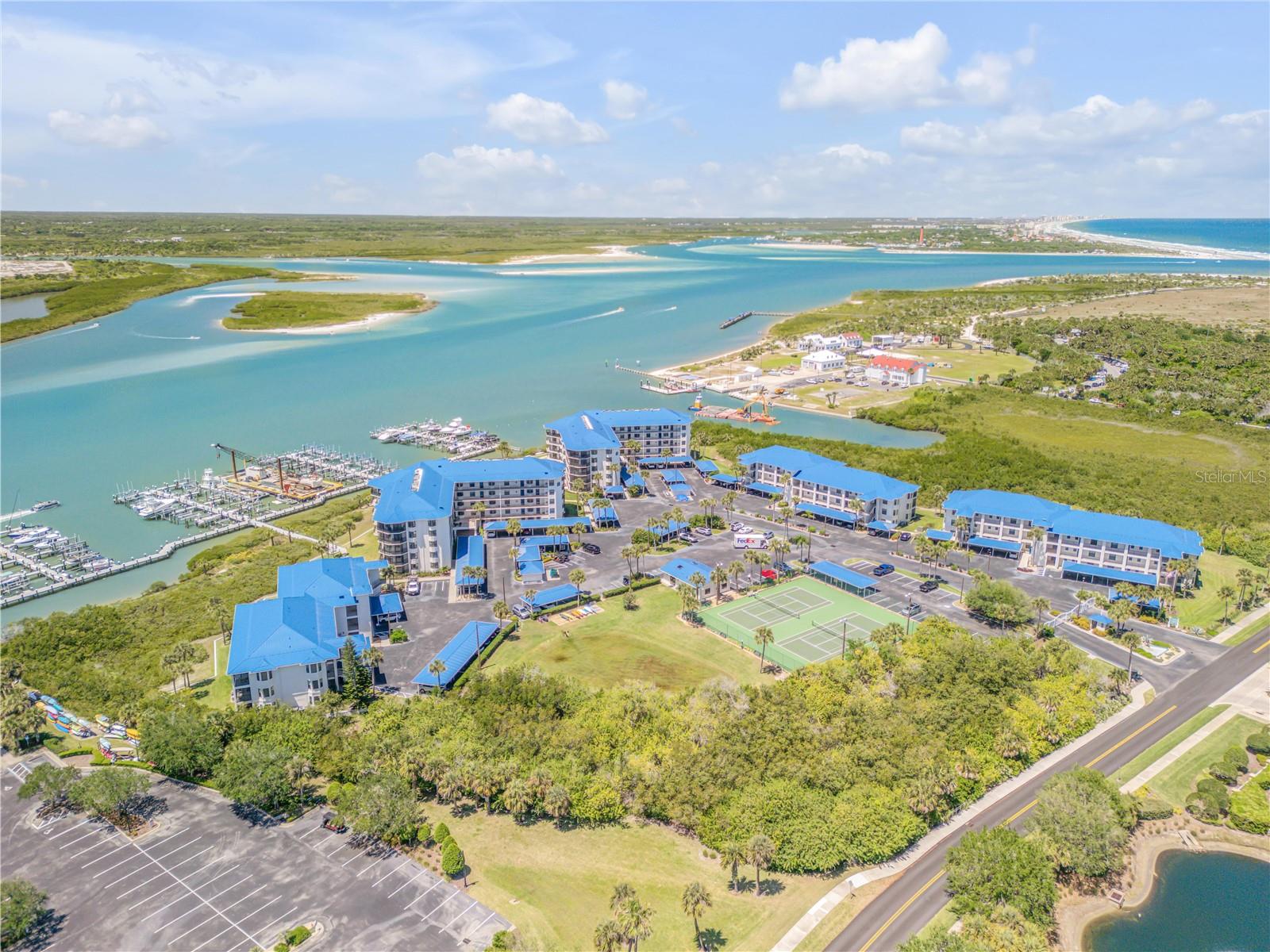 Condominium in NEW SMYRNA BEACH, FL - Daniel Dourado