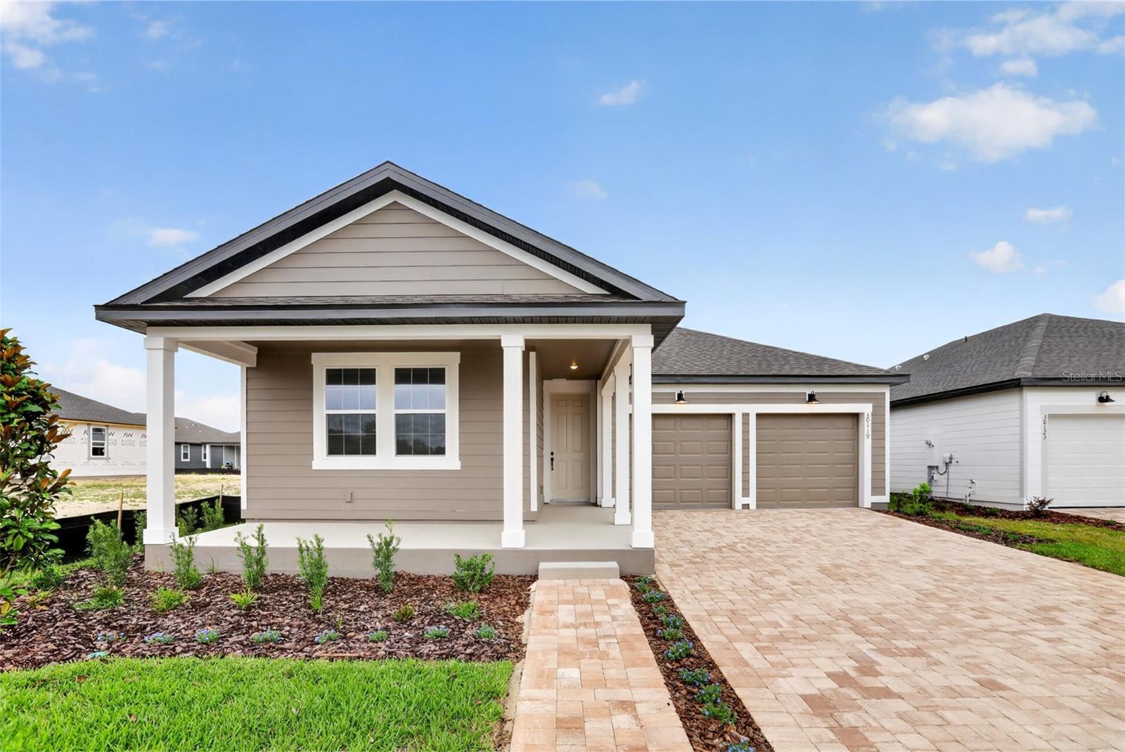 Single Family Residence em MOUNT DORA, FL - Daniel Dourado