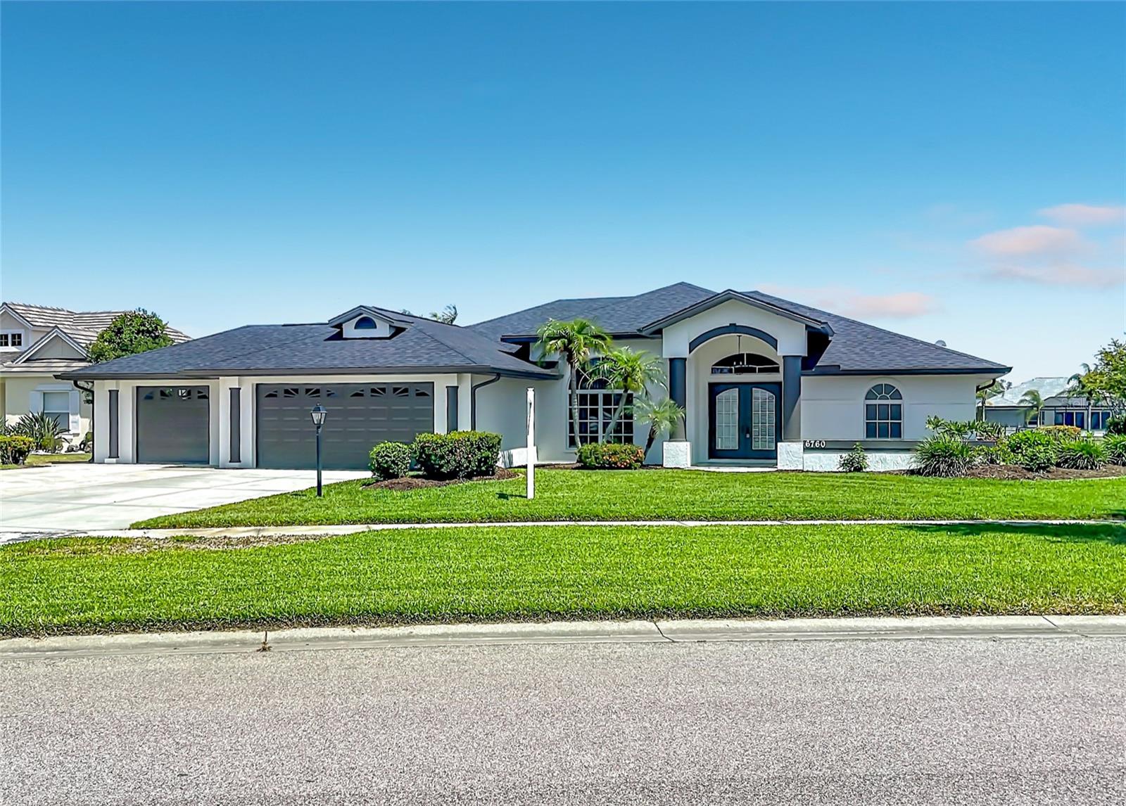 Single Family Residence in NORTH PORT, FL - Daniel Dourado