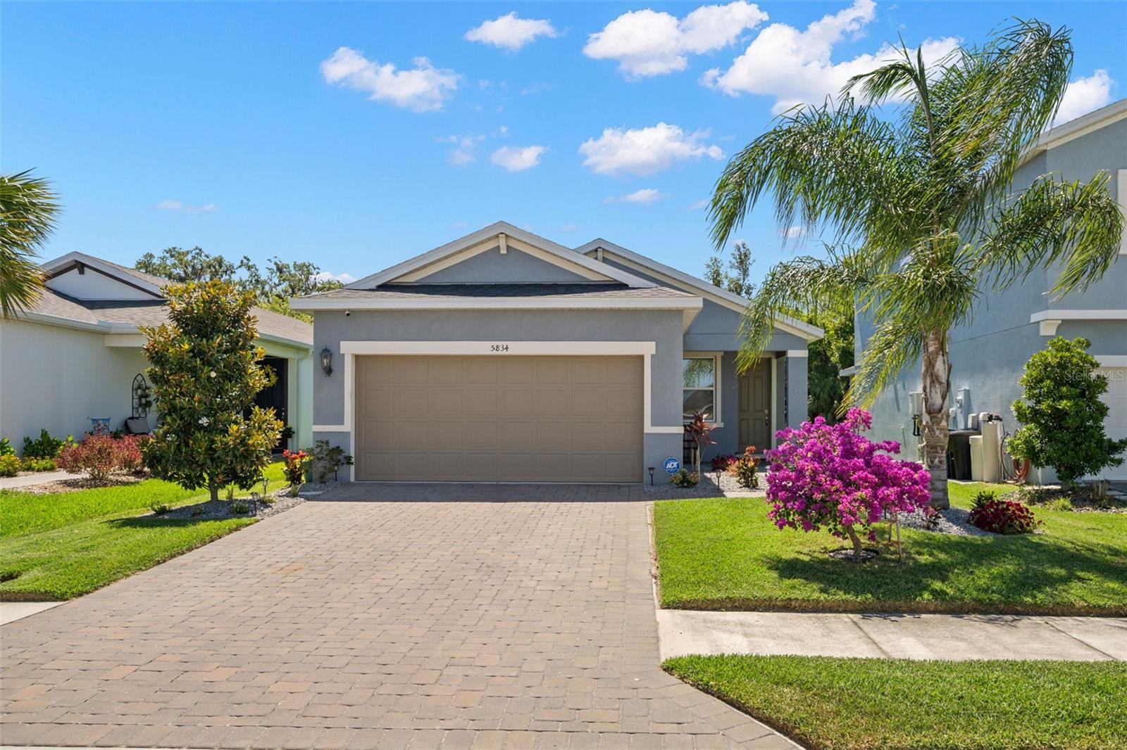 Single Family Residence in PALMETTO, FL - Daniel Dourado