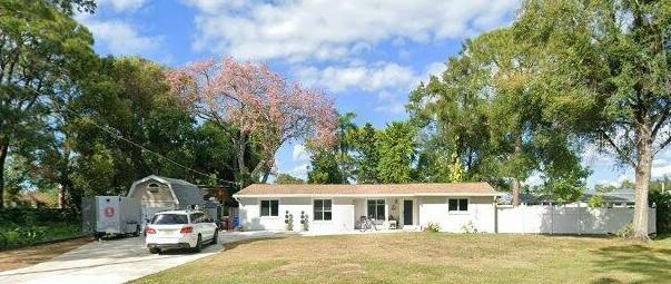 Single Family Residence in TAMPA, FL - Daniel Dourado