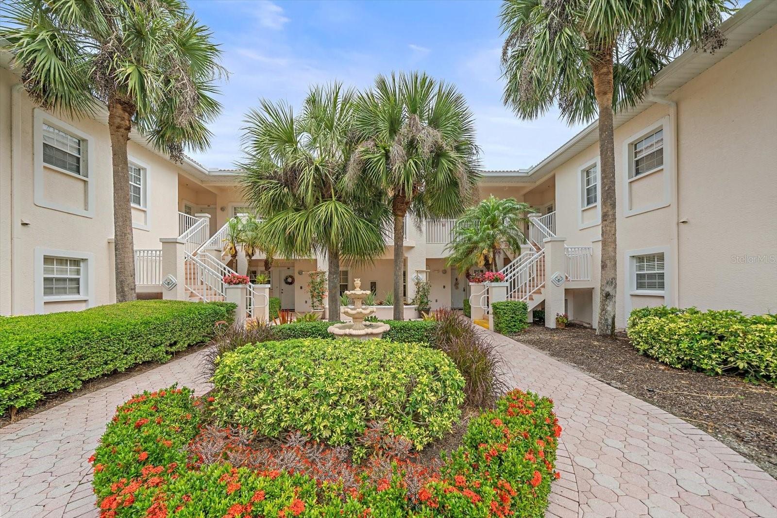 Condominium in SARASOTA, FL - Daniel Dourado