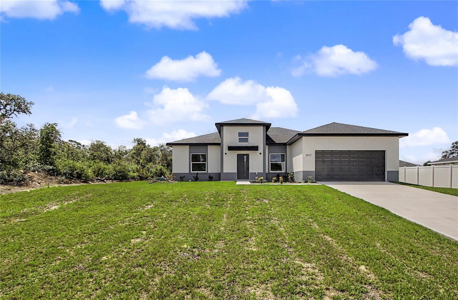 Single Family Residence in OCALA, FL - Daniel Dourado