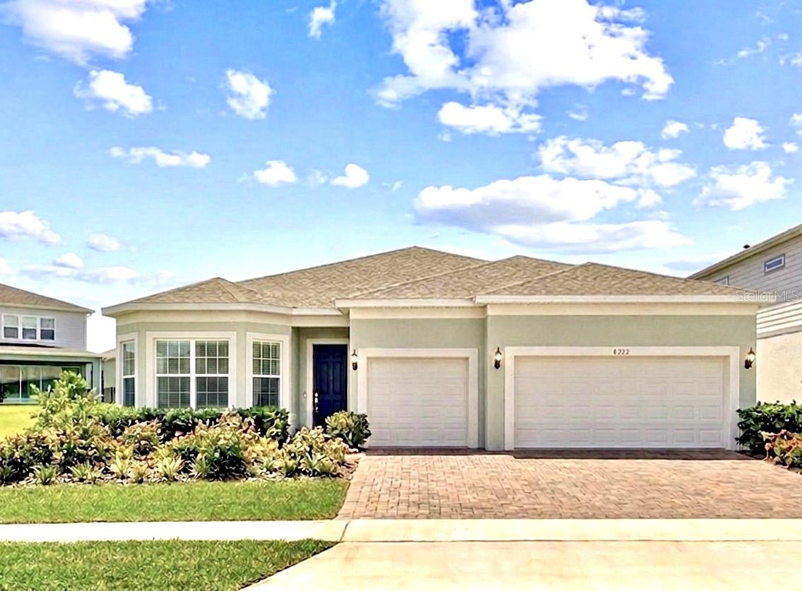 Single Family Residence in ORLANDO, FL - Daniel Dourado