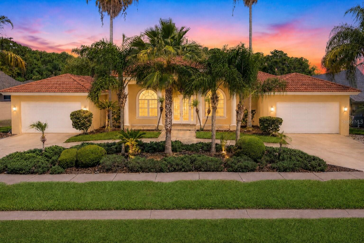 Single Family Residence em PALM HARBOR, FL - Daniel Dourado