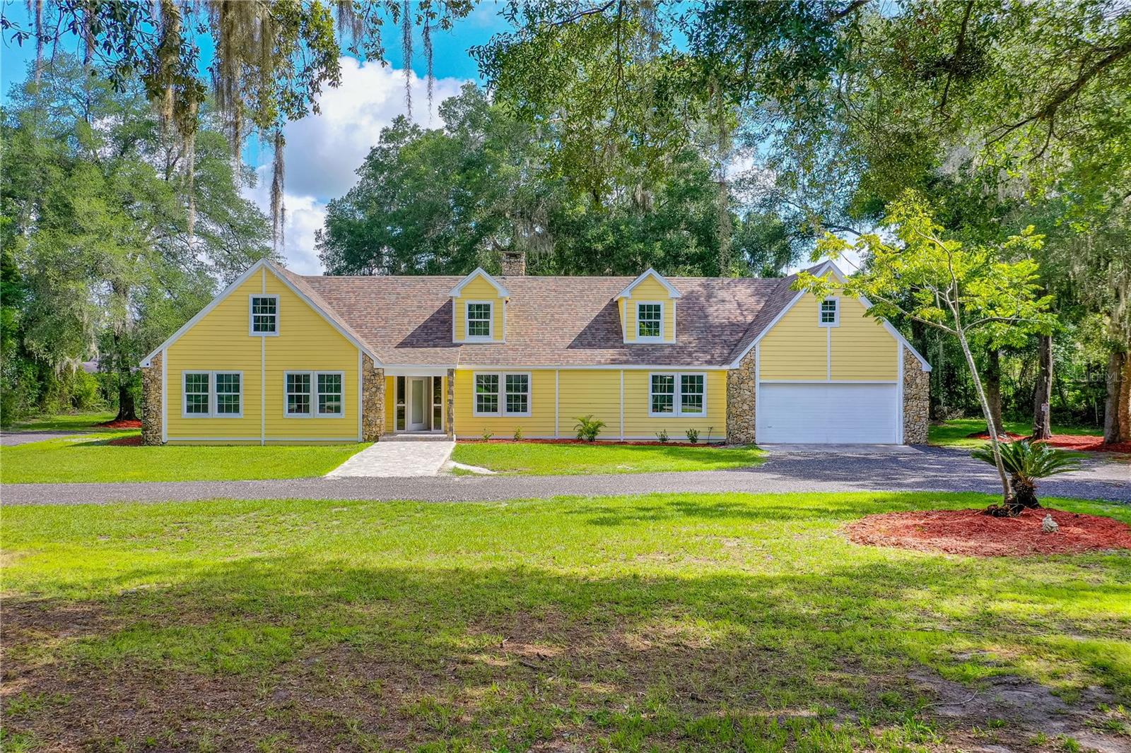 Single Family Residence em ORANGE CITY, FL - Daniel Dourado