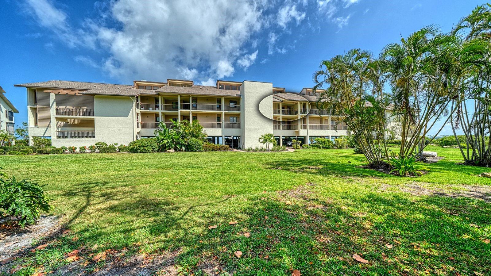 Condominium em CORTEZ, FL - Daniel Dourado