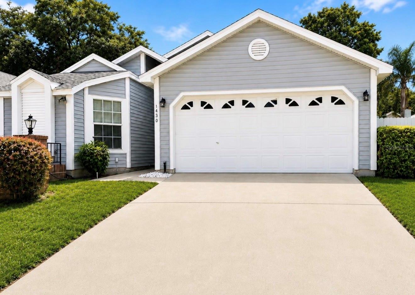 Single Family Residence in PLANT CITY, FL - Daniel Dourado
