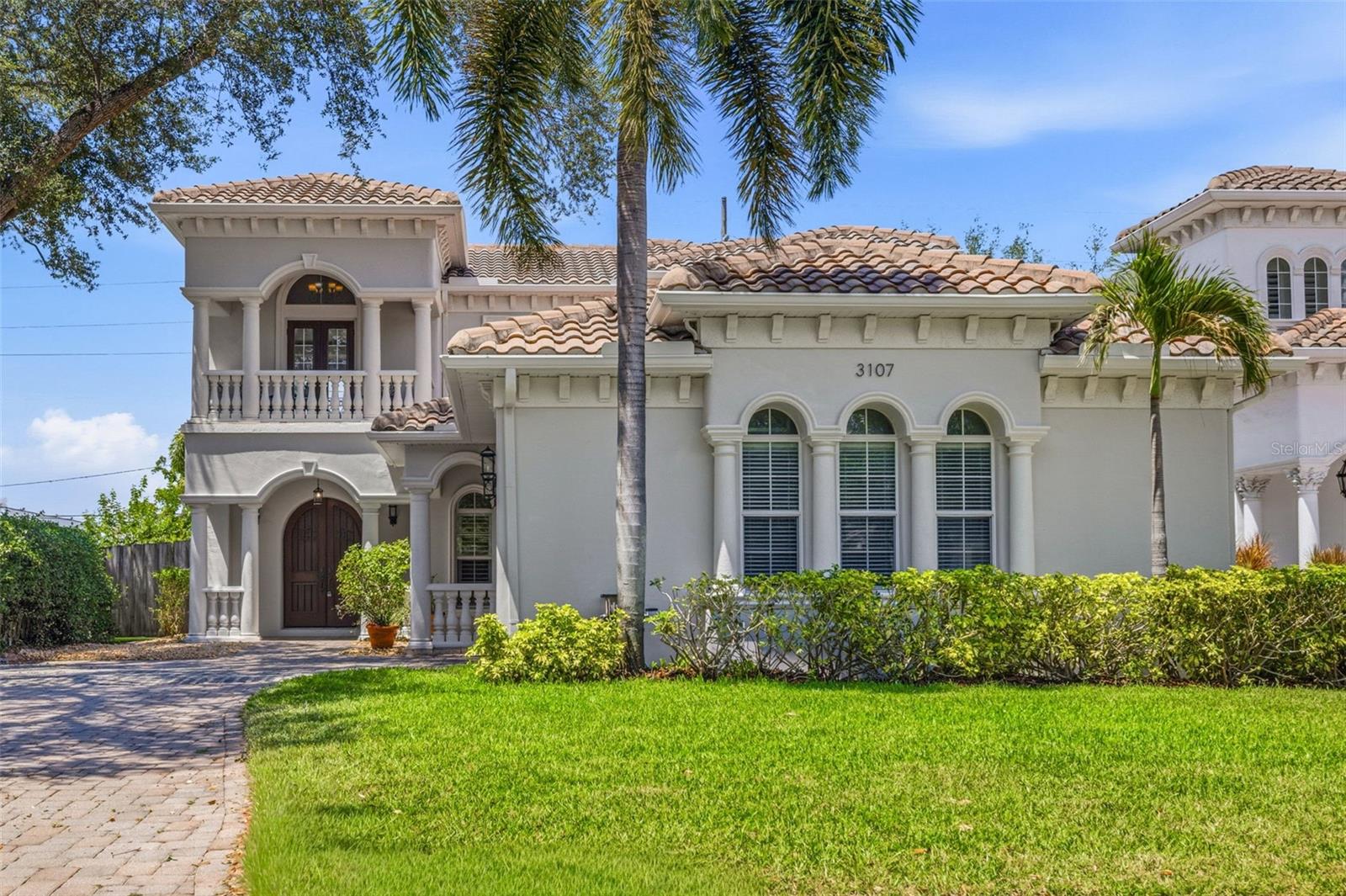 Single Family Residence in TAMPA, FL - Daniel Dourado