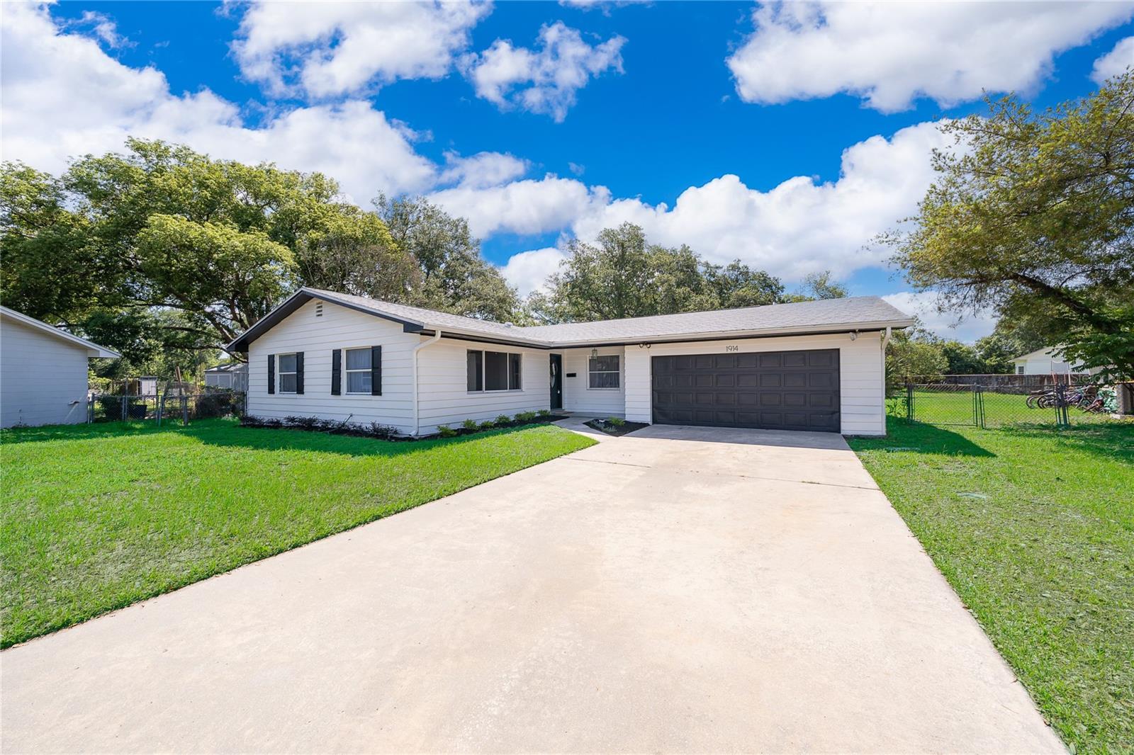 Single Family Residence in WINTER PARK, FL - Daniel Dourado