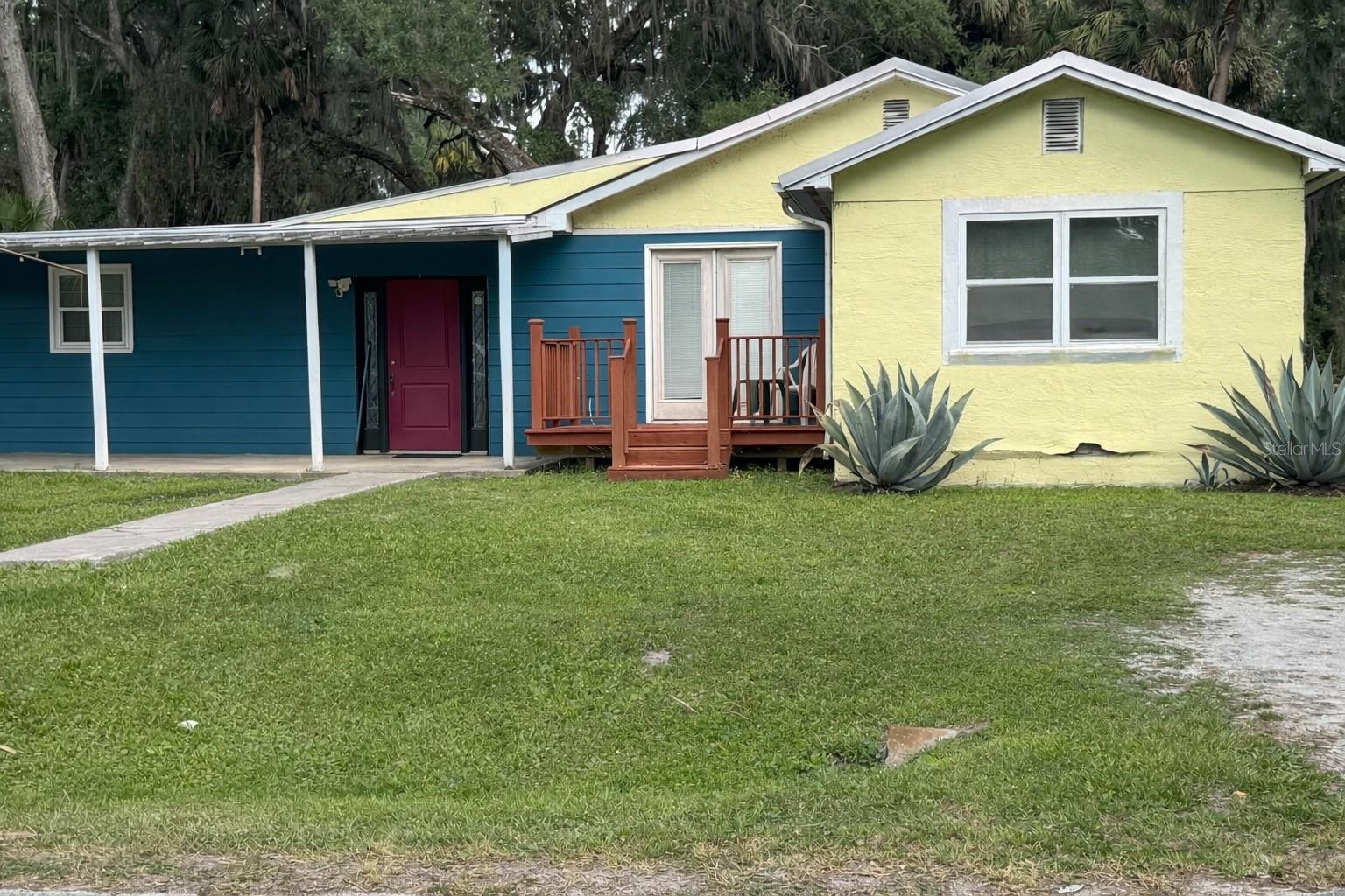 Single Family Residence em LAKE PANASOFFKEE, FL - Daniel Dourado