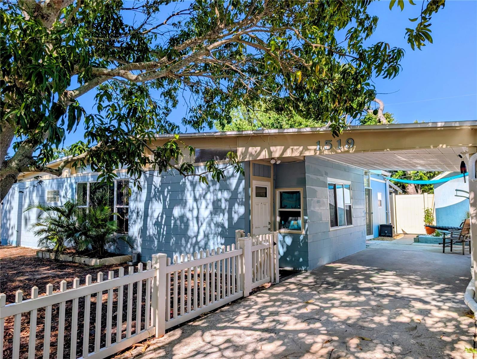 Single Family Residence em CLEARWATER, FL - Daniel Dourado