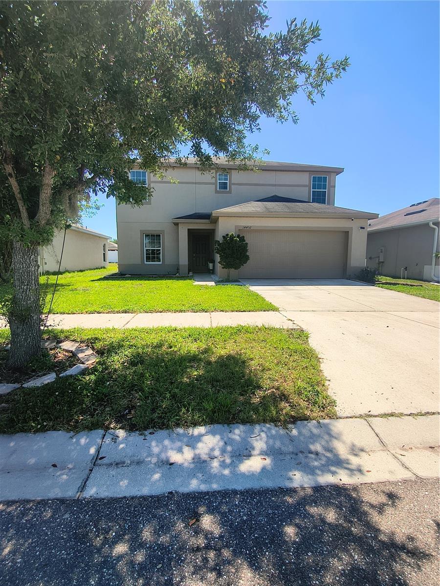 Single Family Residence em WIMAUMA, FL - Daniel Dourado