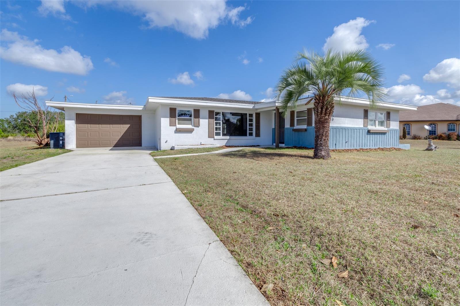 Single Family Residence in INDIAN LAKE ESTATES, FL - Daniel Dourado