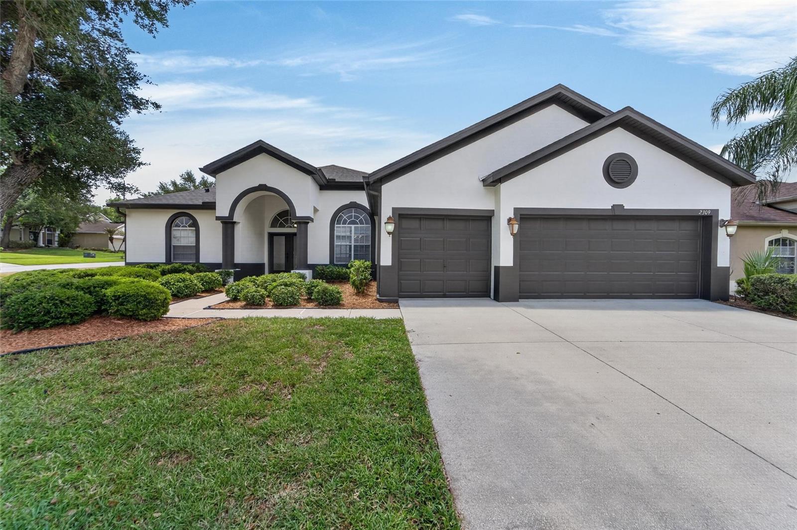 Single Family Residence em VALRICO, FL - Daniel Dourado