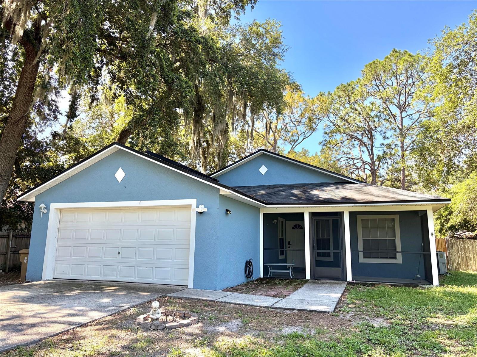 Single Family Residence in ST CLOUD, FL - Daniel Dourado