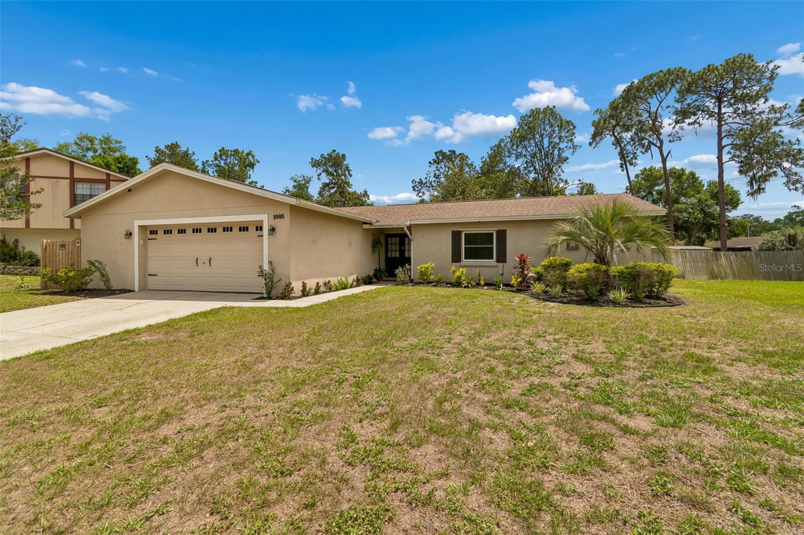 Single Family Residence em VALRICO, FL - Daniel Dourado