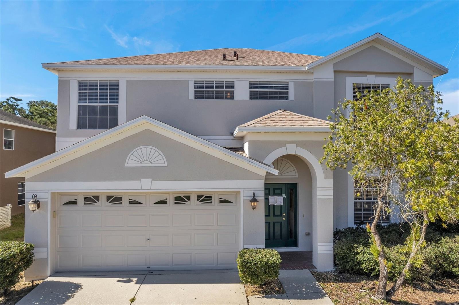 Single Family Residence em SPRING HILL, FL - Daniel Dourado