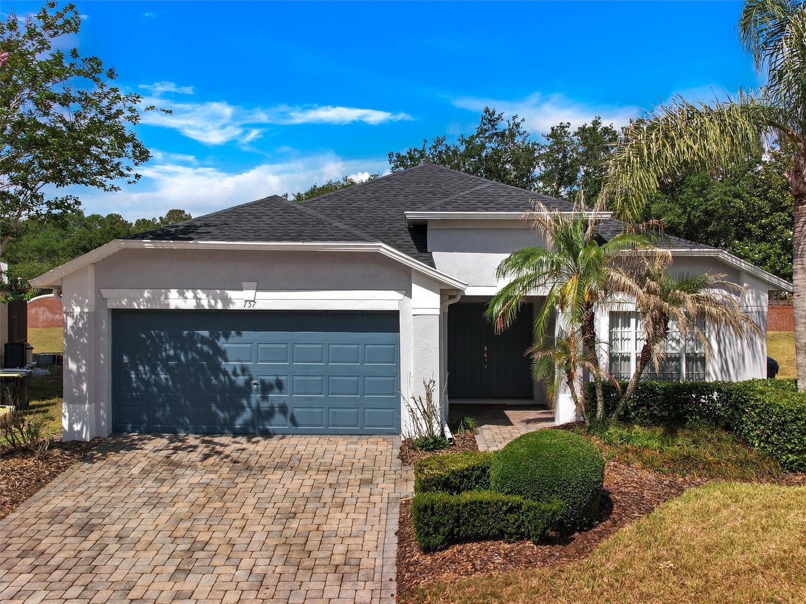 Single Family Residence in DAVENPORT, FL - Daniel Dourado
