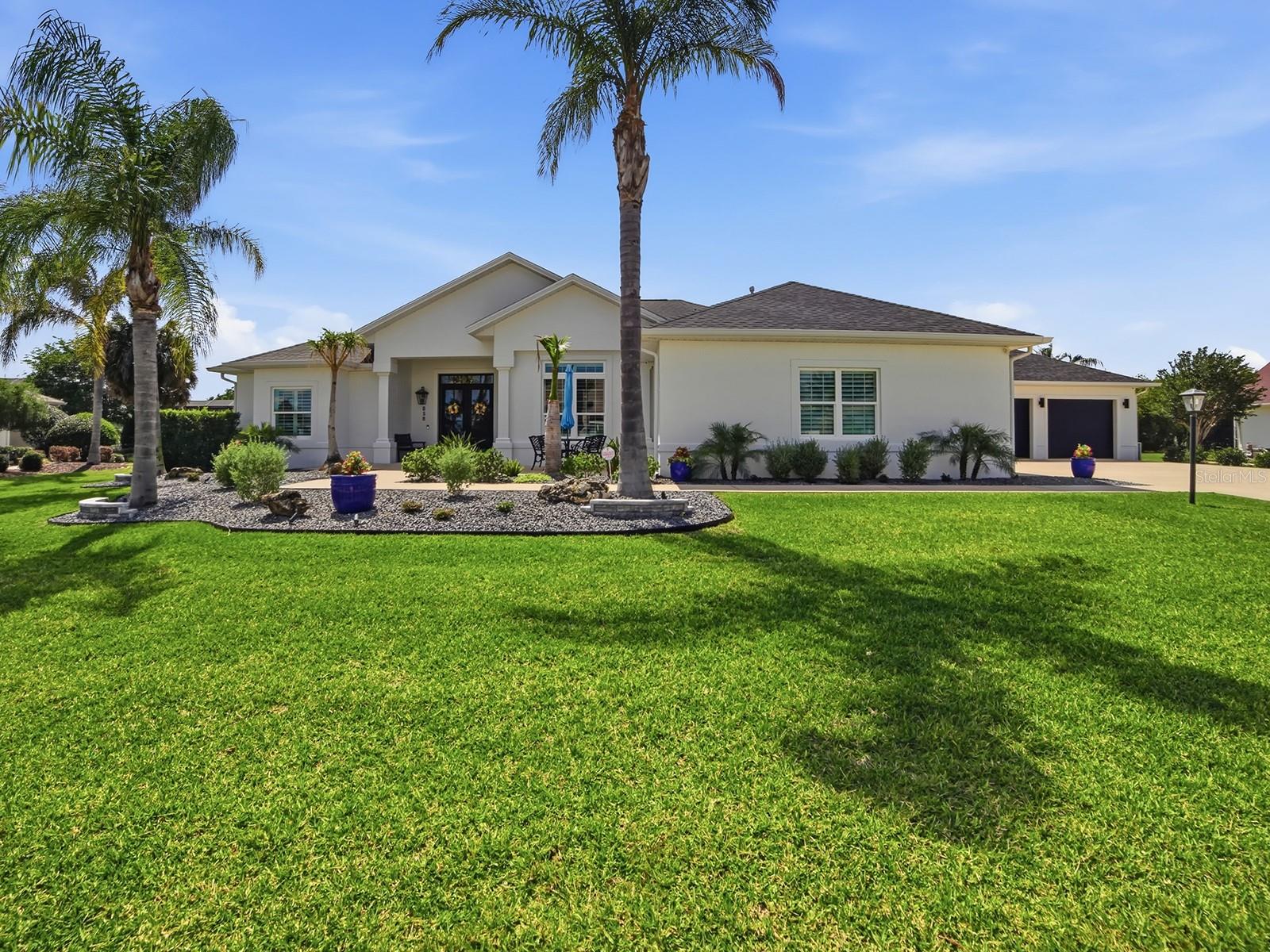Single Family Residence in THE VILLAGES, FL - Daniel Dourado