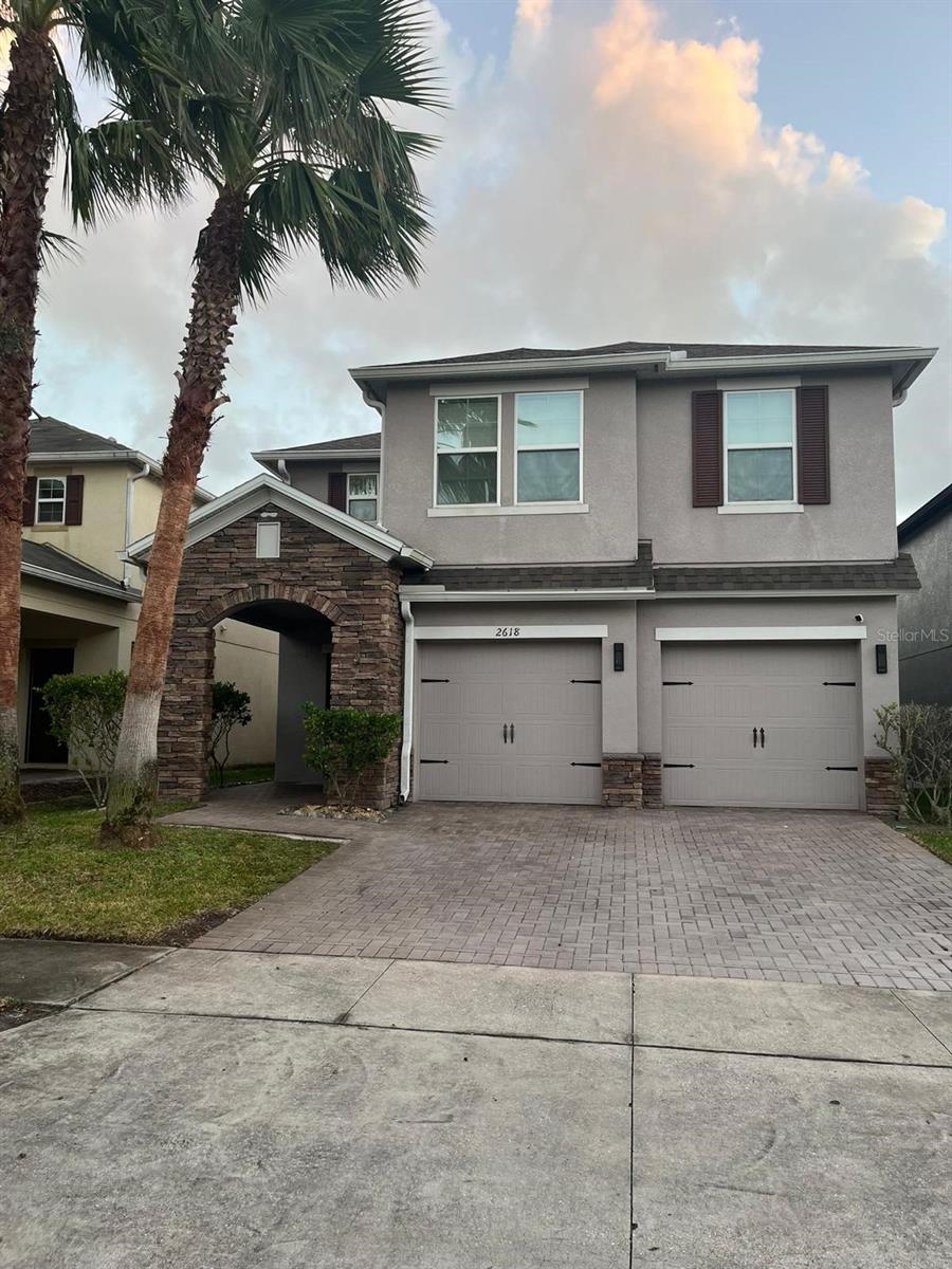 Single Family Residence em KISSIMMEE, FL - Daniel Dourado