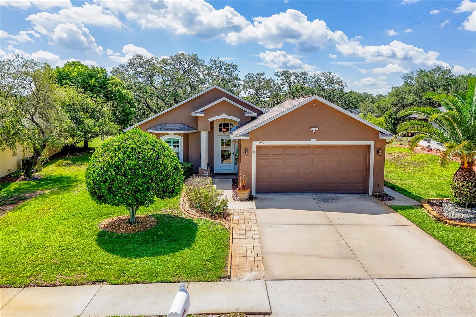 Single Family Residence in HUDSON, FL - Daniel Dourado