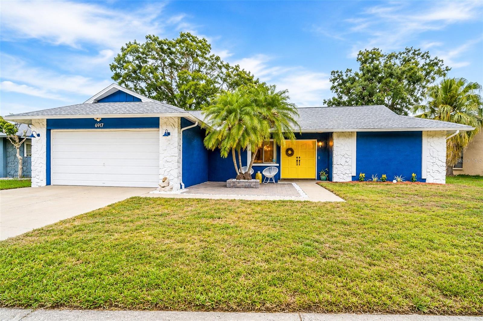 Single Family Residence in NEW PORT RICHEY, FL - Daniel Dourado