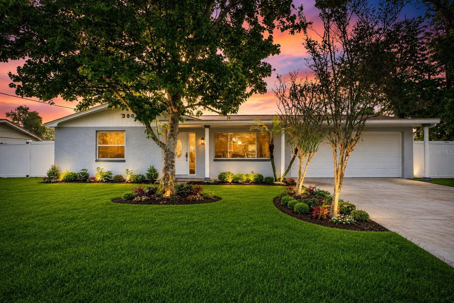 Single Family Residence em NEW PORT RICHEY, FL - Daniel Dourado