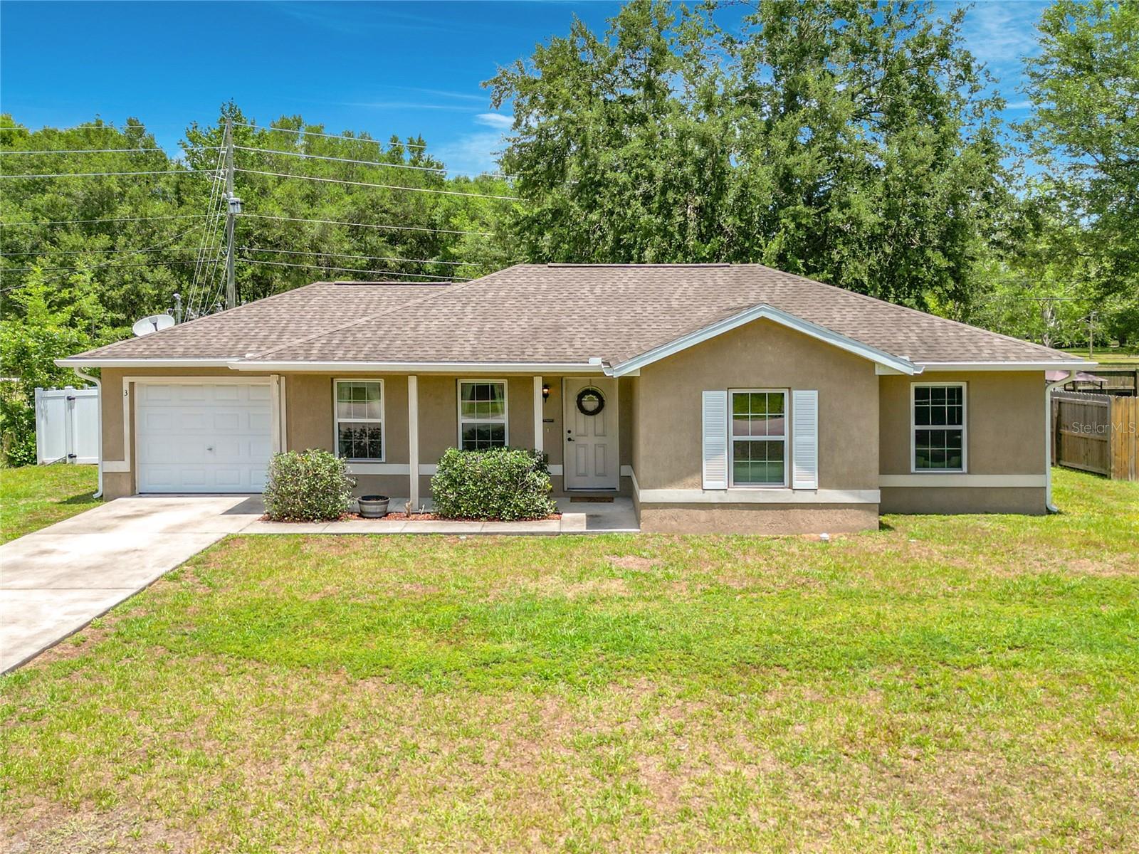 Single Family Residence in OCALA, FL - Daniel Dourado