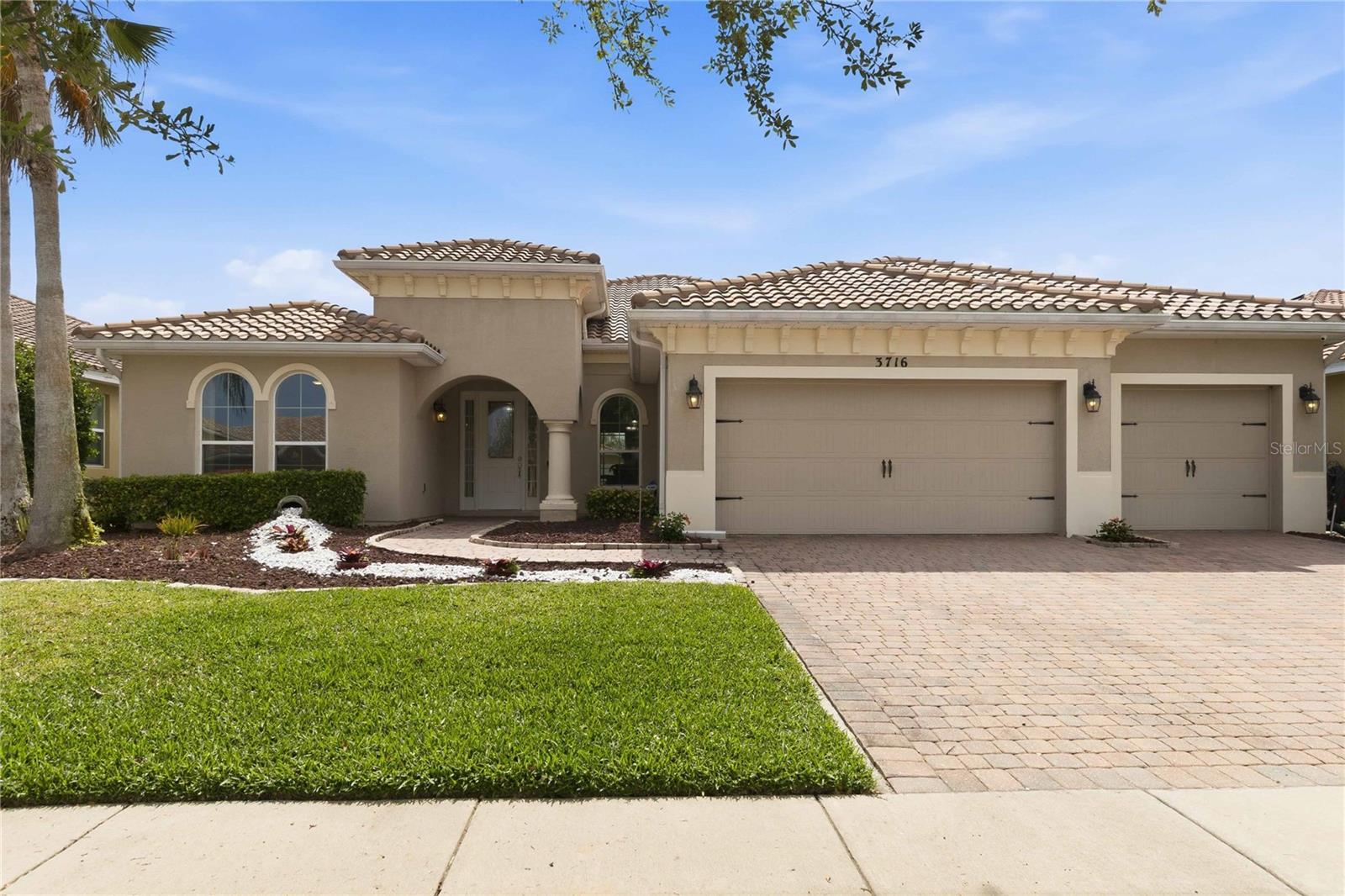 Single Family Residence em KISSIMMEE, FL - Daniel Dourado