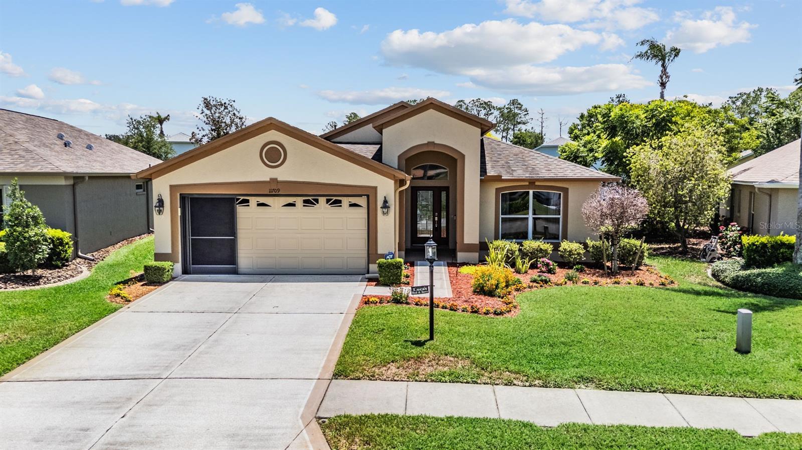 Single Family Residence in HUDSON, FL - Daniel Dourado