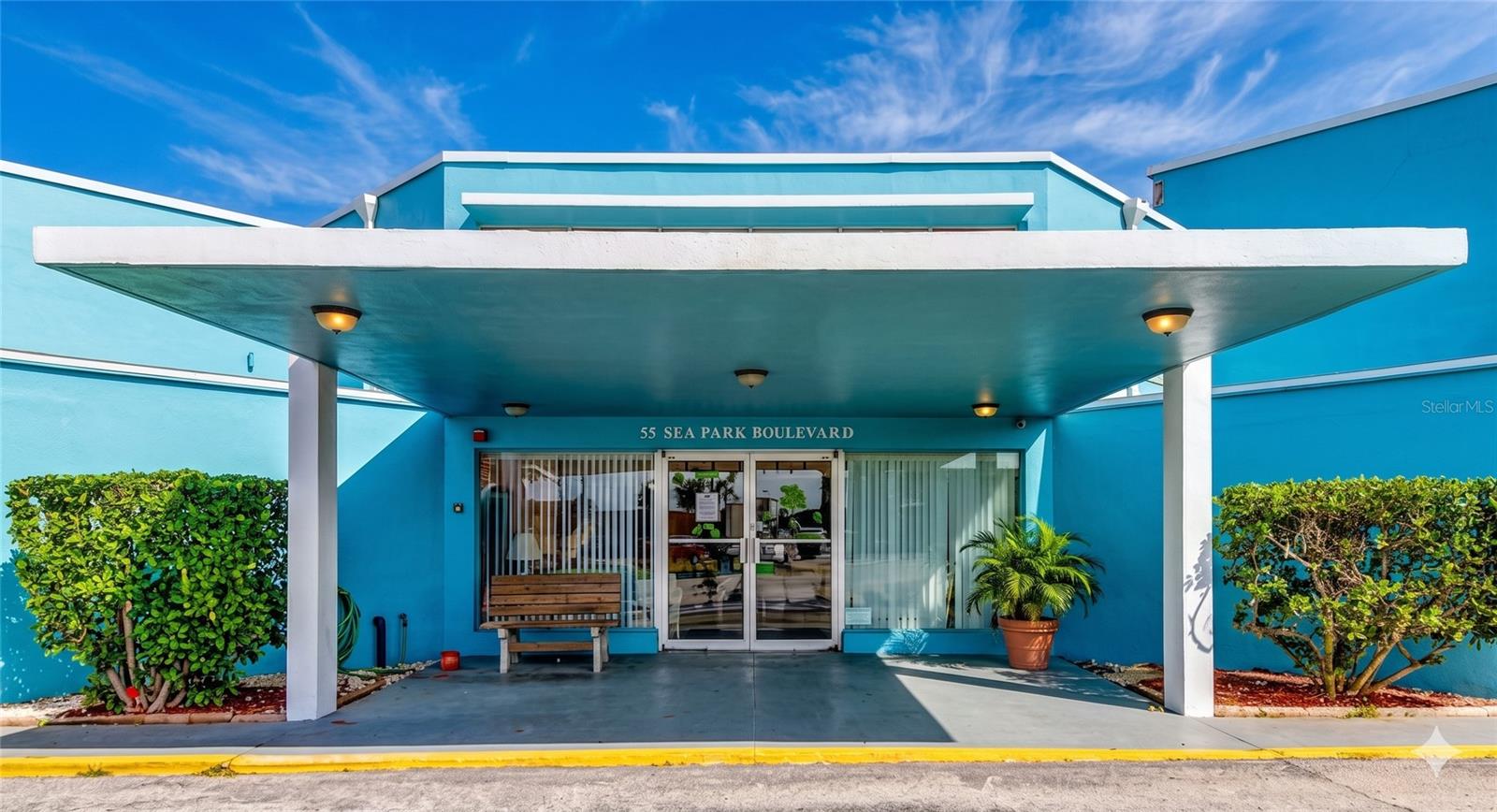 Single Family Residence em SATELLITE BEACH, FL - Daniel Dourado