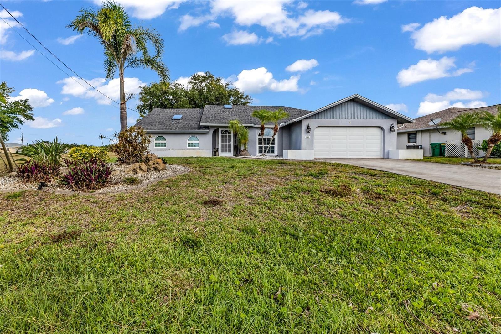Single Family Residence in ROTONDA WEST, FL - Daniel Dourado