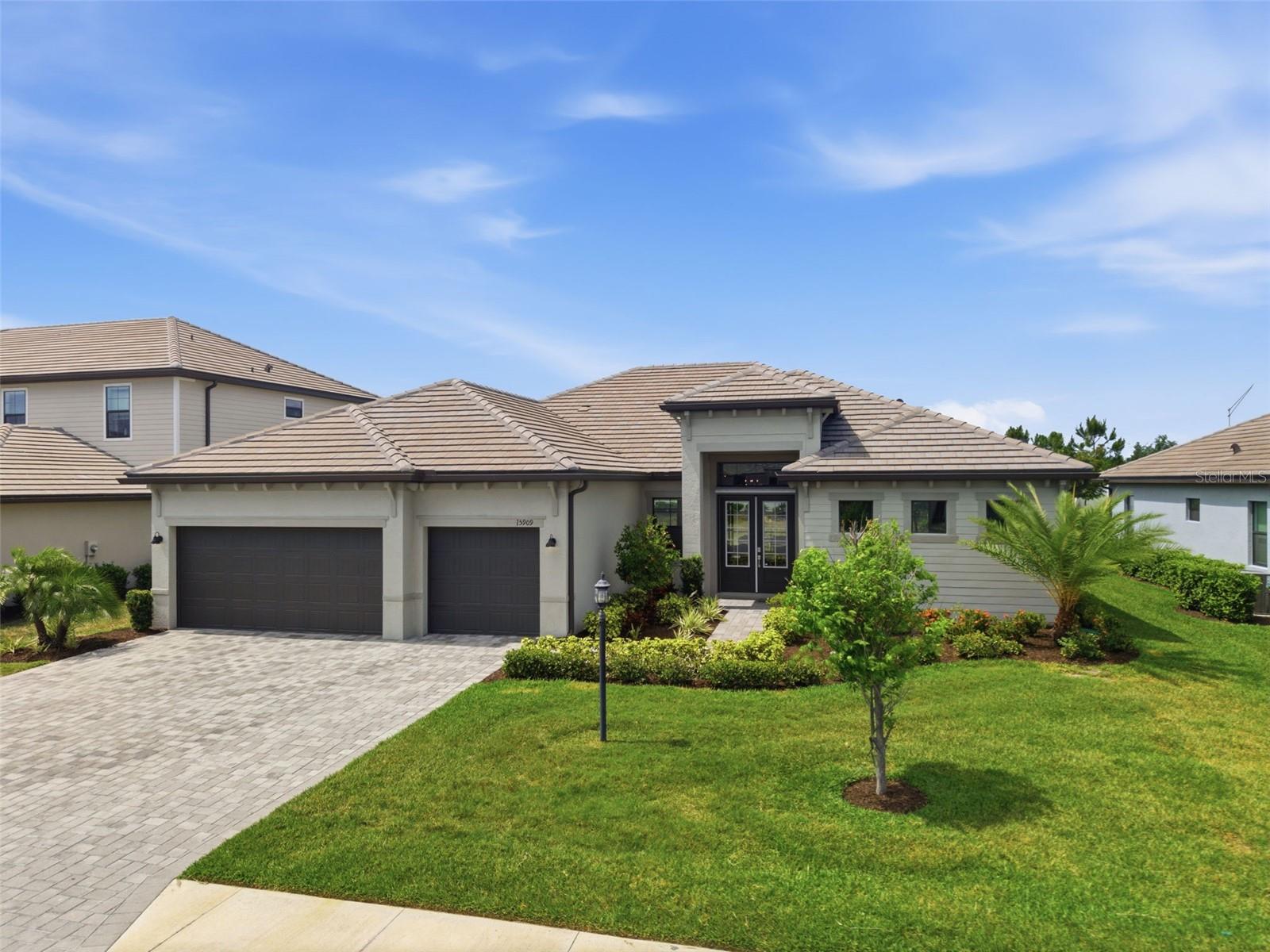 Single Family Residence em LAKEWOOD RANCH, FL - Daniel Dourado