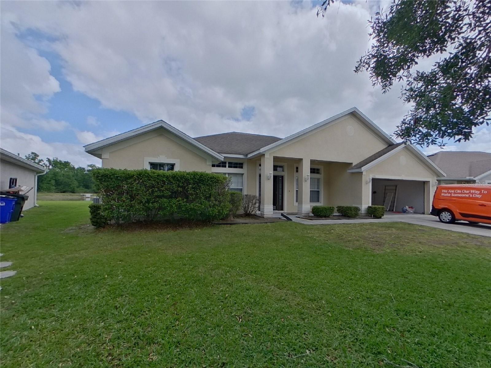 Single Family Residence em ST CLOUD, FL - Daniel Dourado