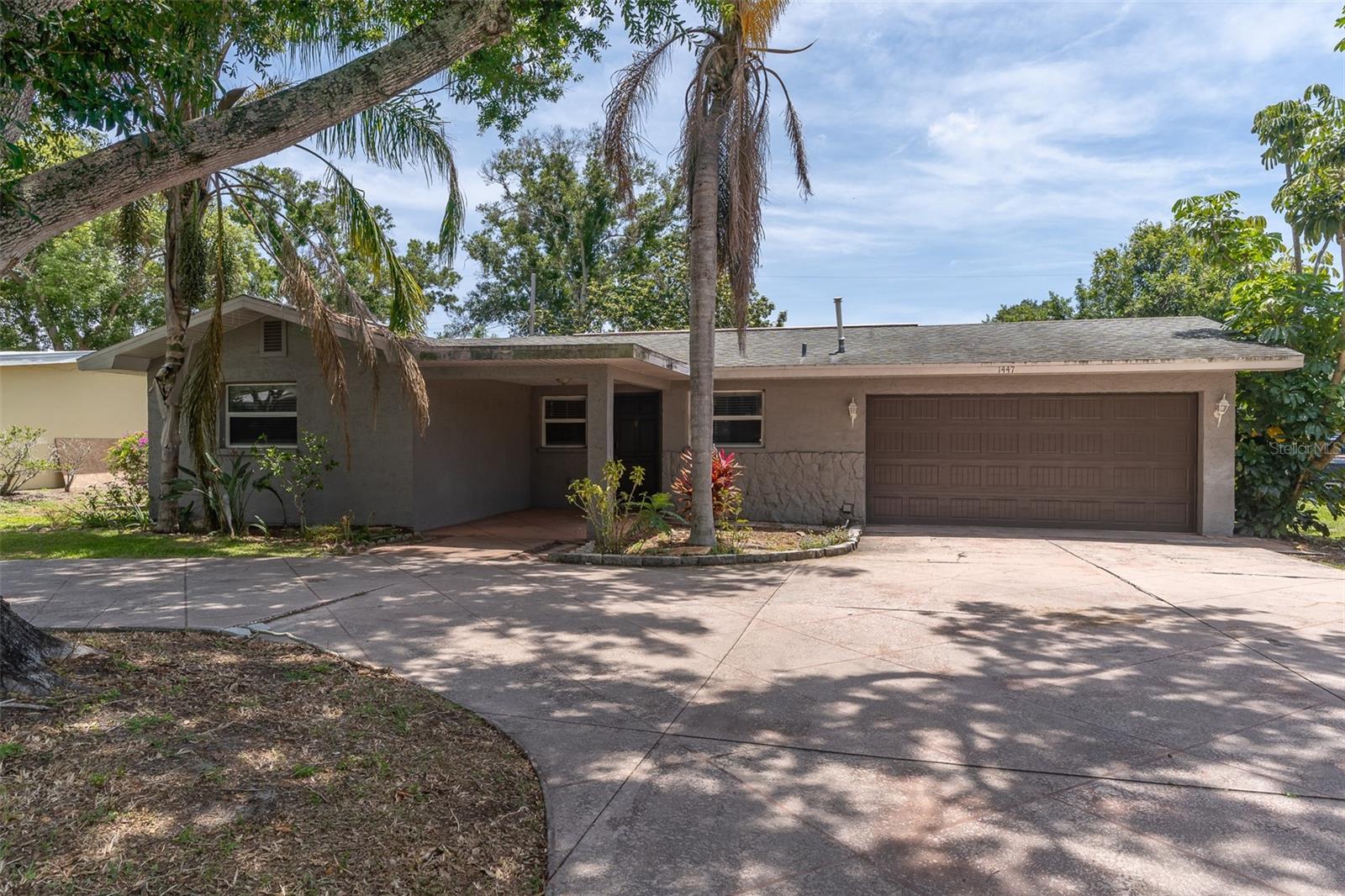 Single Family Residence in CLEARWATER, FL - Daniel Dourado