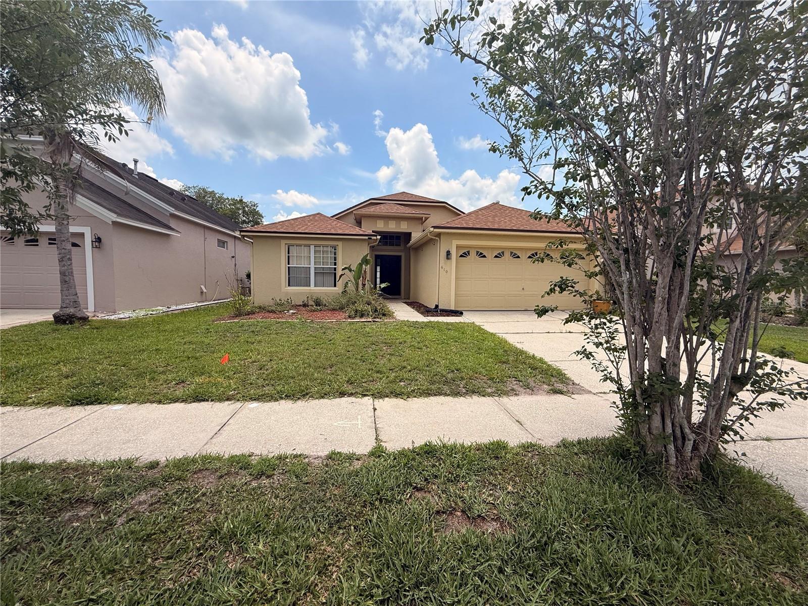 Single Family Residence in ORLANDO, FL - Daniel Dourado