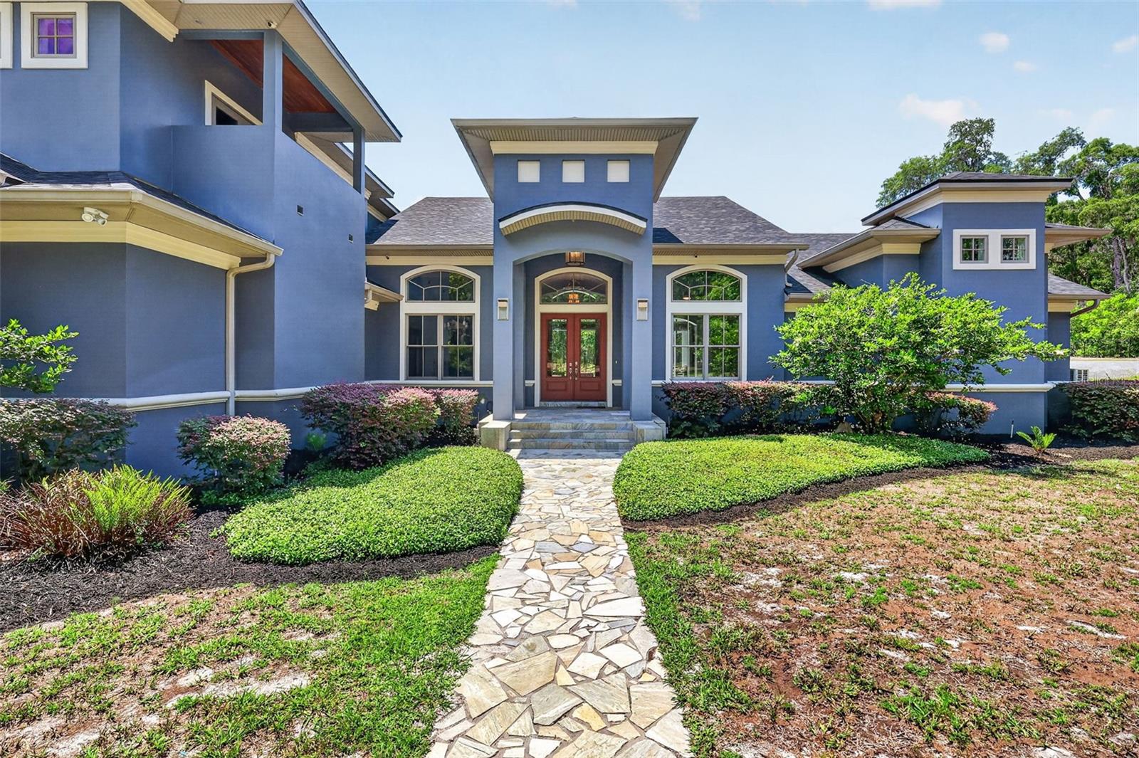 Single Family Residence in DELAND, FL - Daniel Dourado